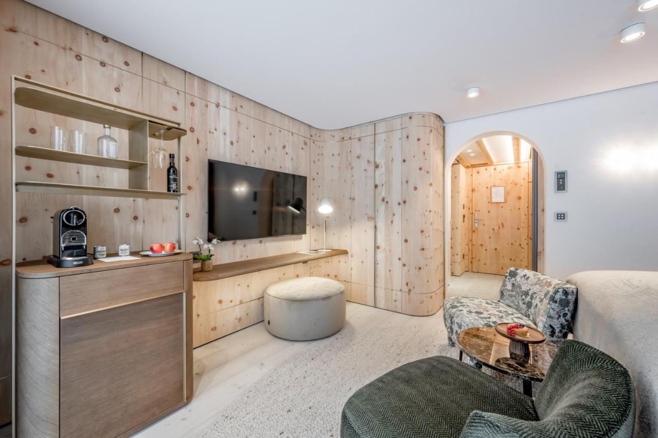 Double Room Mountain View