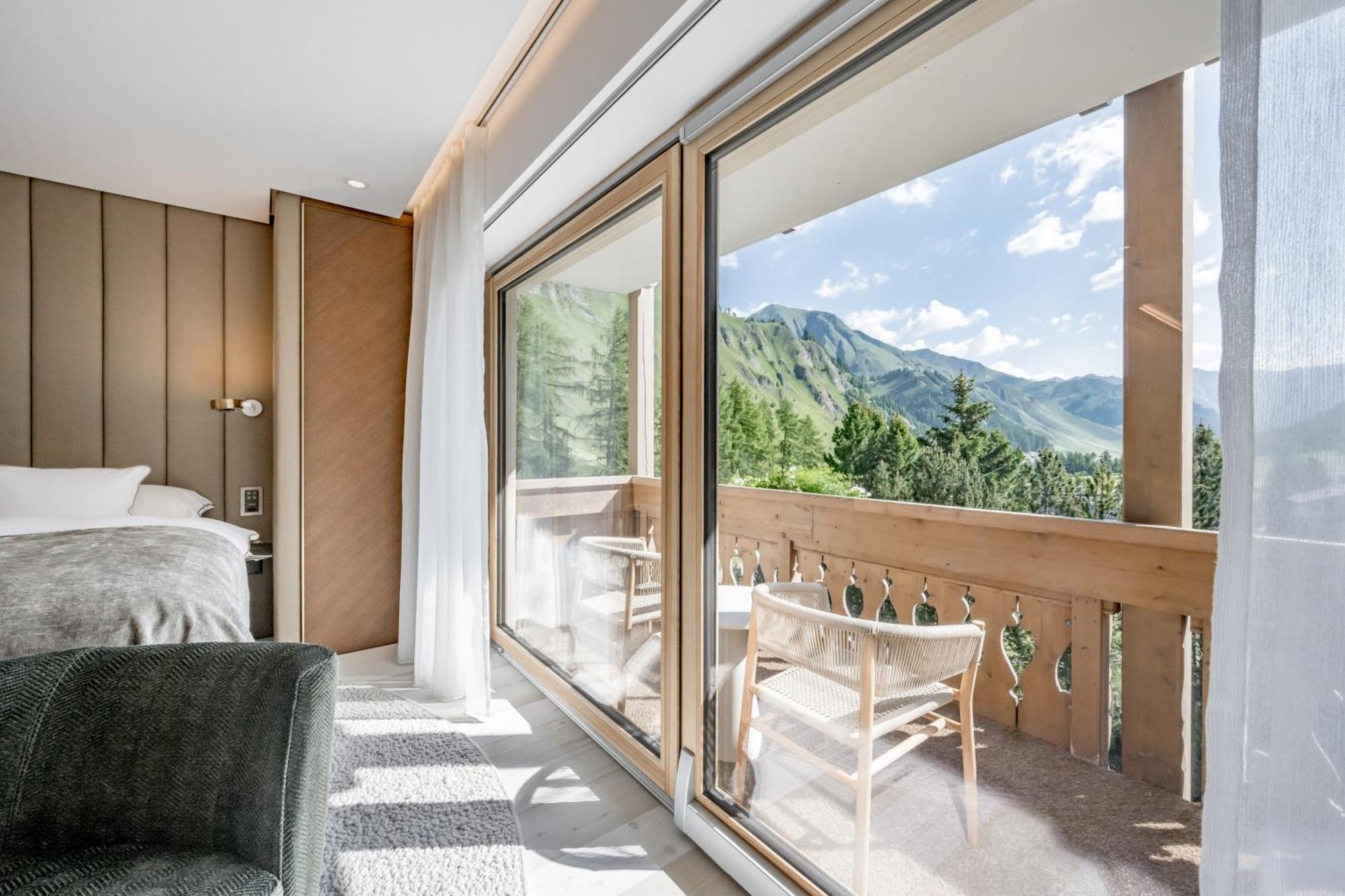 Double Room Mountain View